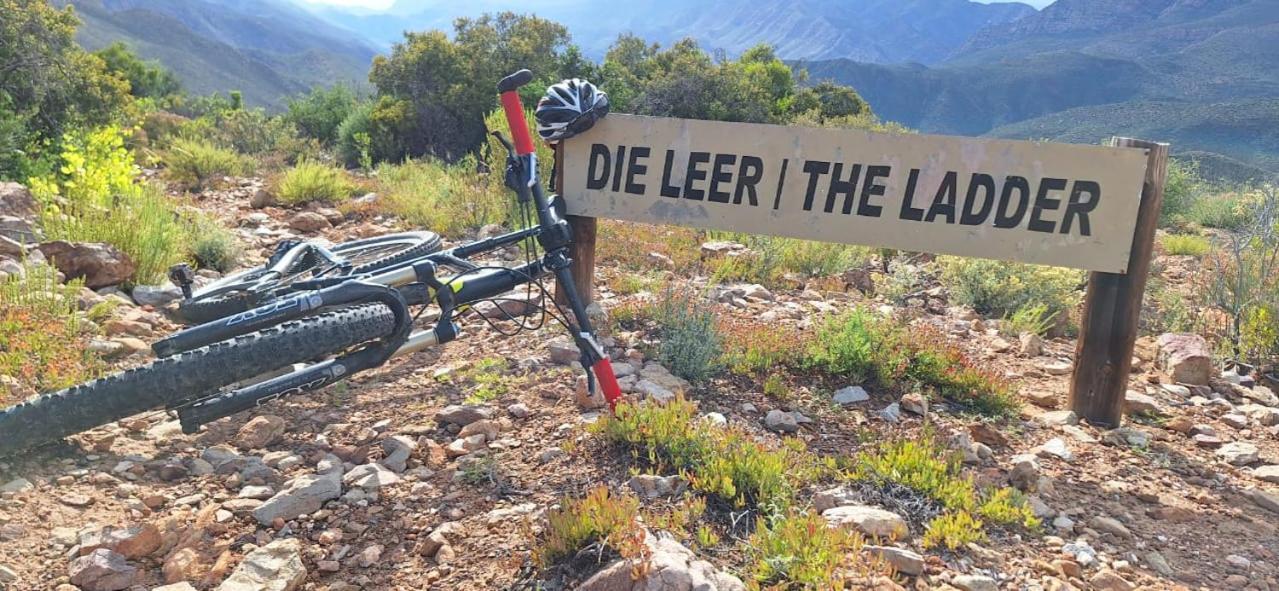 Bosch Luys Kloof Nature Reserve Ладисмит Екстериор снимка